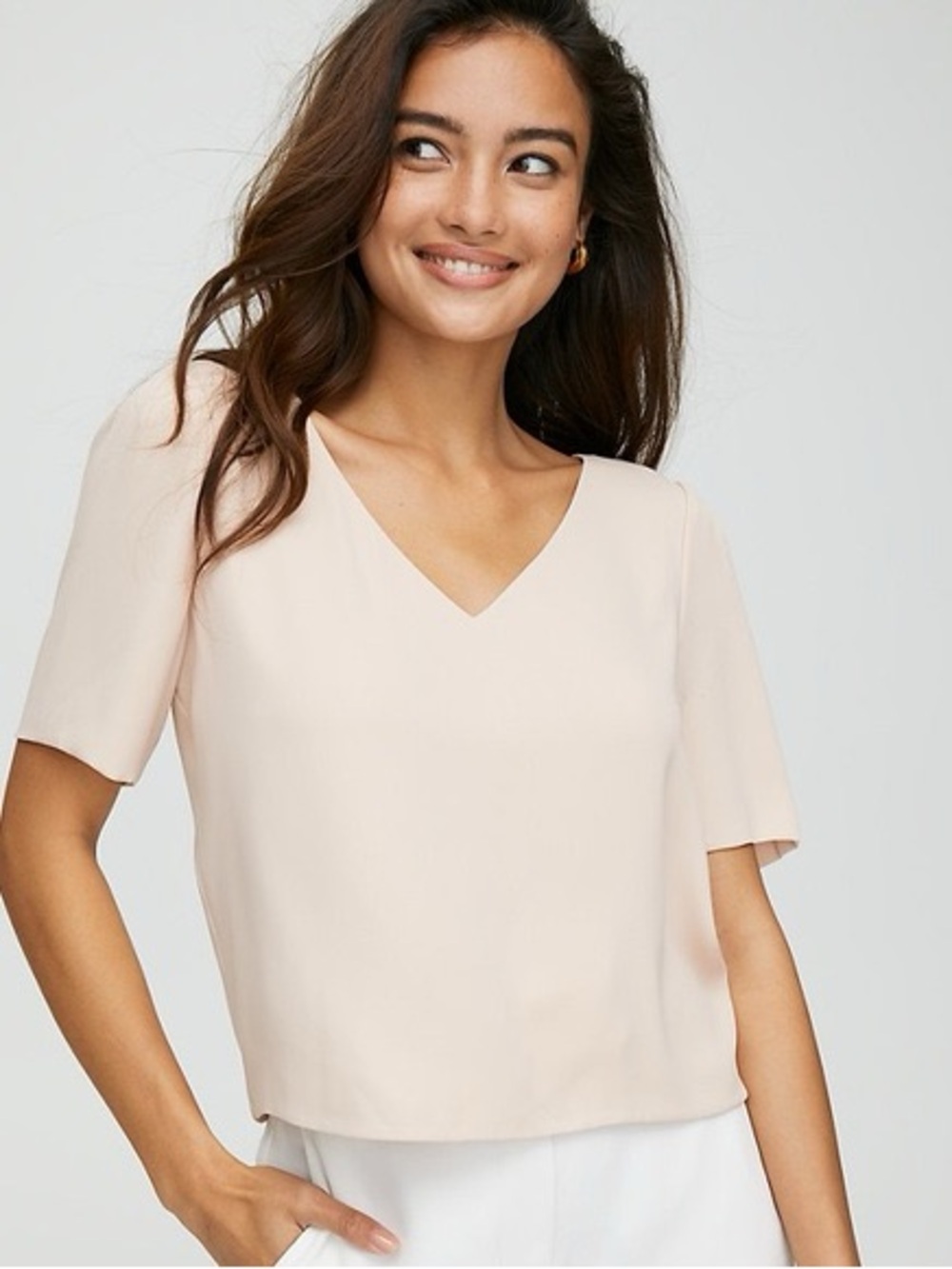 Babaton Soft Blush V-Neck Short Sleeve Blouse